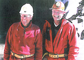 Thomas Lauper (right) 