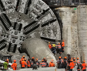 ......completed by the 12.8m Herrenknecht EPBM p3